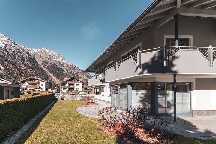Garten Apart Alfred 120 m² für 1 - 6 Personen Garten Apart Alfred 120 m² für 1 - 6 Personen