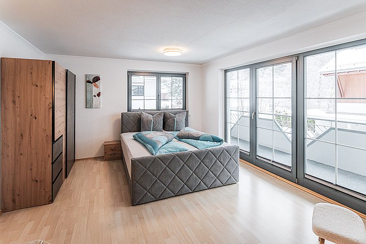 Balkon Apart THEO 90 m² für 1 - 4 Personen Balkon Apart THEO 90 m² für 1 - 4 Personen