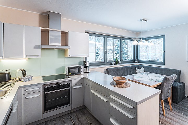 Balkon Apart THEO 90 m² für 1 - 4 Personen Balkon Apart THEO 90 m² für 1 - 4 Personen