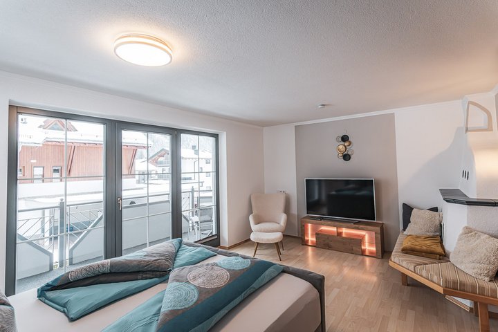 Apart THEO with balcony 90 m² for 1–4 persons Apart THEO with balcony 90 m² for 1–4 persons
