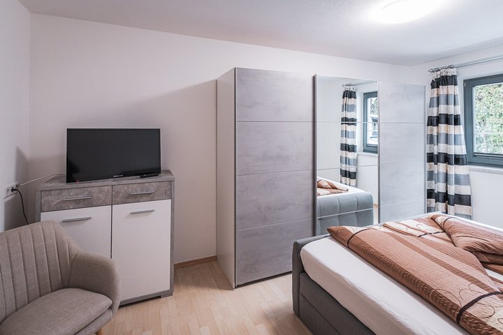 Garten Apart Alfred 120 m² für 1 - 6 Personen Garten Apart Alfred 120 m² für 1 - 6 Personen
