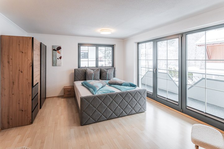 Apart THEO with balcony 90 m² for 1–4 persons Apart THEO with balcony 90 m² for 1–4 persons